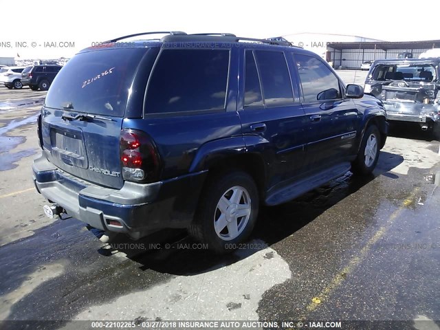 1GNDT13S422317869 - 2002 CHEVROLET TRAILBLAZER  BLUE photo 4