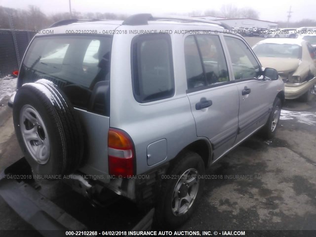 2CNBJ13C716954122 - 2001 CHEVROLET TRACKER SILVER photo 4