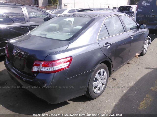 4T1BF3EK1AU033369 - 2010 TOYOTA CAMRY SE/LE/XLE GRAY photo 4