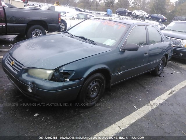 4T1BG22K4VU748437 - 1997 TOYOTA CAMRY CE/LE/XLE 绿色 照片 2