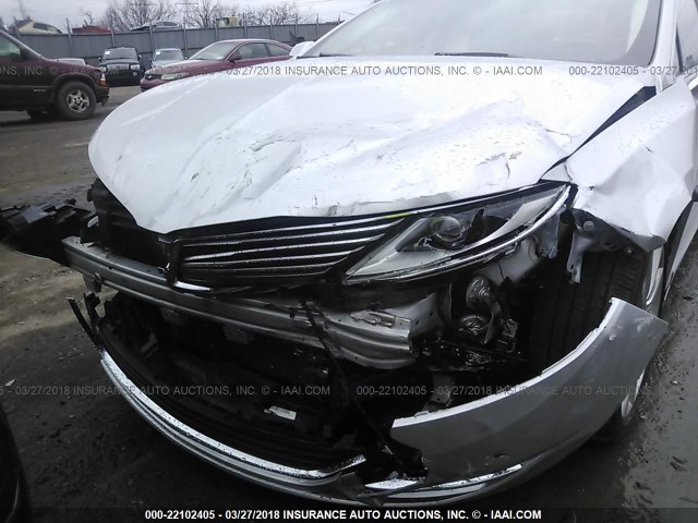 3LN6L2LU5FR623212 - 2015 LINCOLN MKZ HYBRID SILVER photo 6