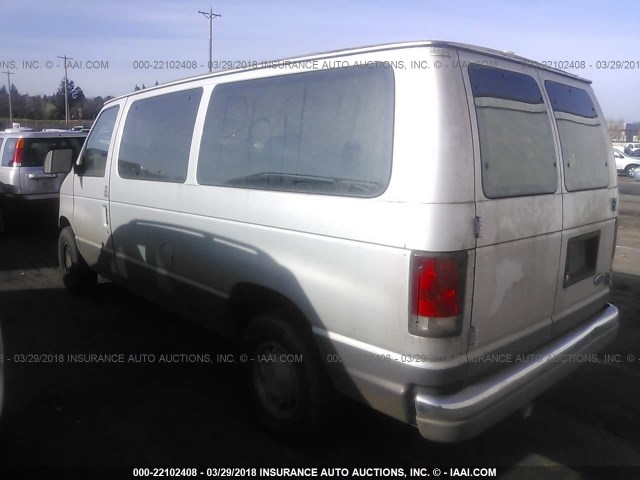 1FTEE1429VHB53896 - 1997 FORD ECONOLINE E150 VAN SILVER photo 3