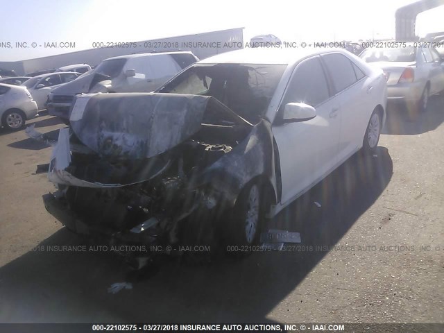 4T4BF1FK4ER439211 - 2014 TOYOTA CAMRY L/SE/LE/XLE 白色 照片 2