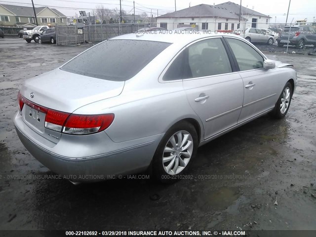 KMHFC46F87A242314 - 2007 HYUNDAI AZERA SE/LIMITED SILVER photo 4