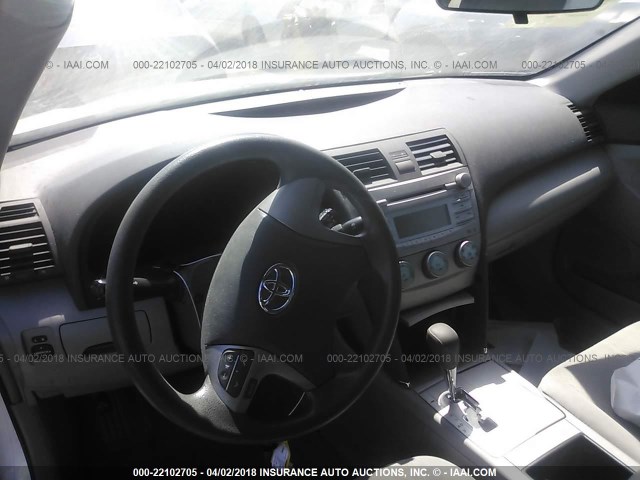 4T1BE46K38U223255 - 2008 TOYOTA CAMRY CE/LE/XLE/SE SILVER photo 5