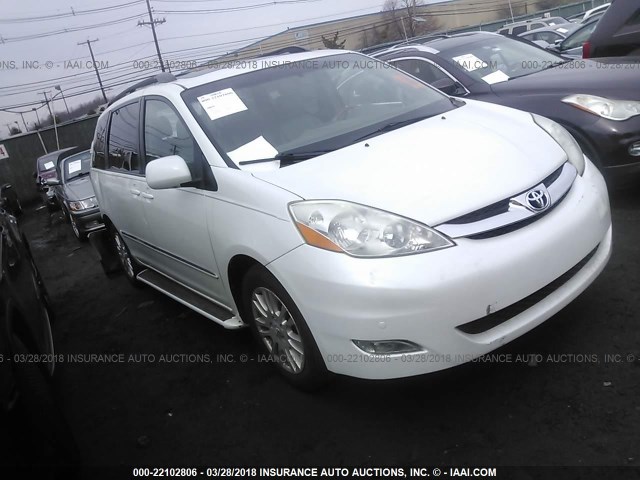 5TDZK22C18S123562 - 2008 TOYOTA SIENNA XLE/XLE LIMITED WHITE photo 1