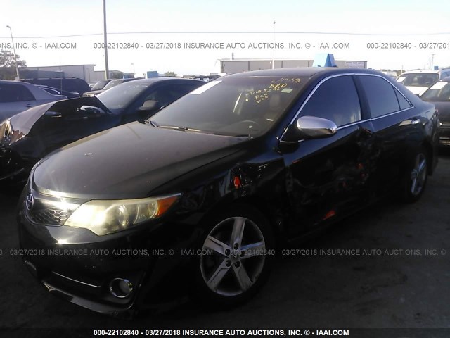 4T1BF1FK7CU025296 - 2012 TOYOTA CAMRY SE/LE/XLE 黑色 照片 2