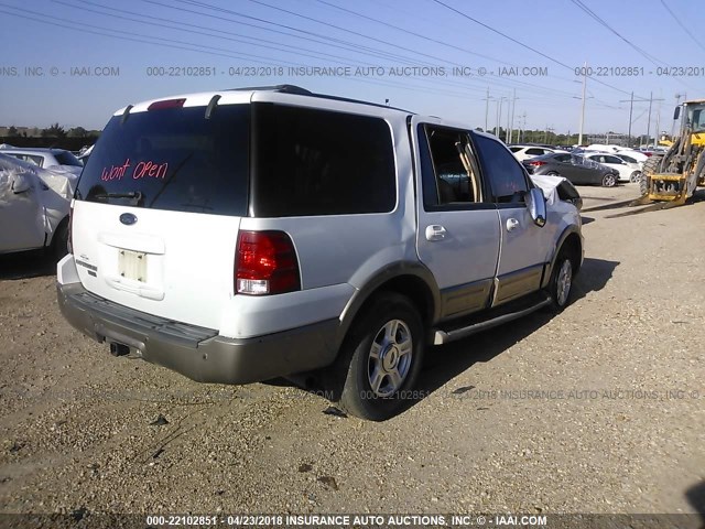 1FMRU17W44LB20573 - 2004 FORD EXPEDITION EDDIE BAUER WHITE photo 4