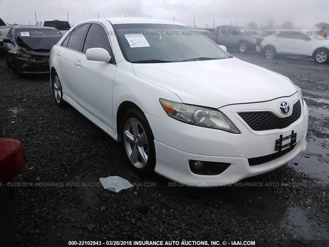 4T1BF3EK7AU554676 - 2010 TOYOTA CAMRY SE/LE/XLE WHITE photo 1