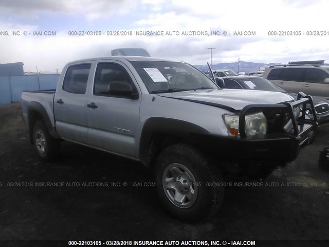5TELU42N67Z446052 - 2007 TOYOTA TACOMA DOUBLE CAB ვერცხლისფერი ფოტო 1