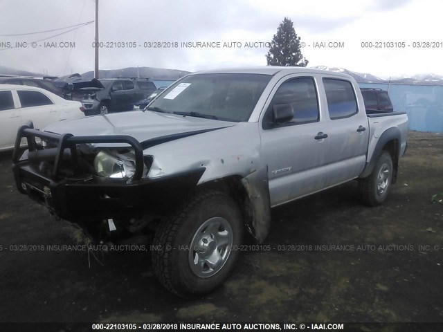5TELU42N67Z446052 - 2007 TOYOTA TACOMA DOUBLE CAB ვერცხლისფერი ფოტო 2