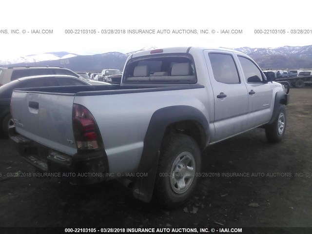 5TELU42N67Z446052 - 2007 TOYOTA TACOMA DOUBLE CAB ვერცხლისფერი ფოტო 4