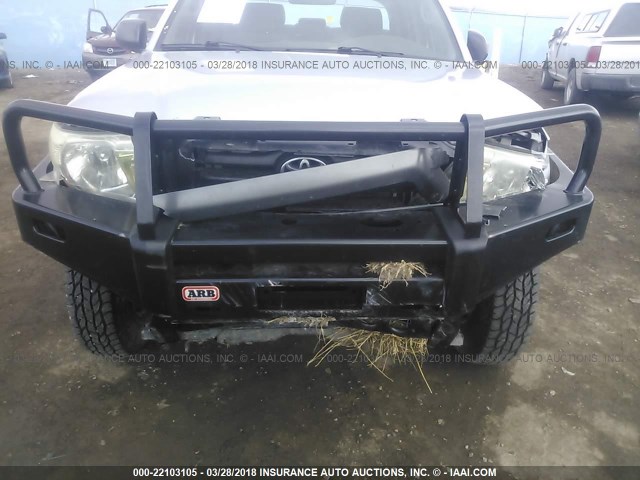 5TELU42N67Z446052 - 2007 TOYOTA TACOMA DOUBLE CAB ვერცხლისფერი ფოტო 6