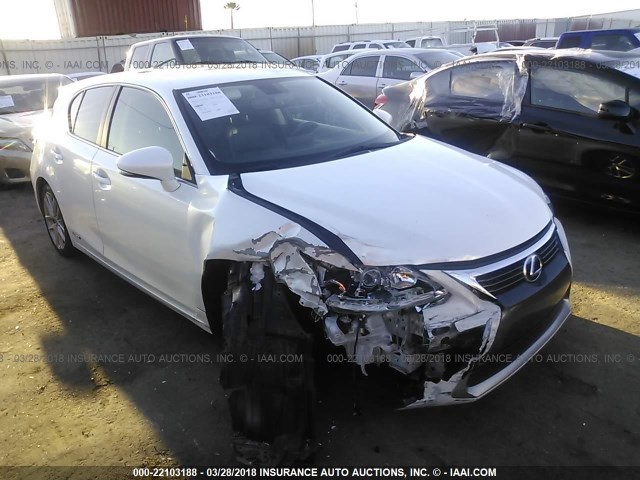 JTHKD5BHXF2221016 - 2015 LEXUS CT 200 WHITE photo 1