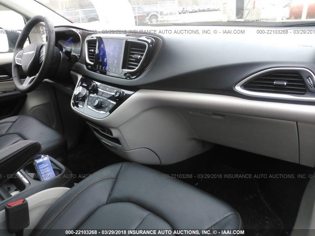 2C4RC1BG6HR804710 - 2017 CHRYSLER PACIFICA TOURING L ნაცრისფერი ფოტო 5