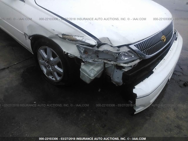 4T1BF28B72U264381 - 2002 TOYOTA AVALON XL/XLS WHITE photo 6