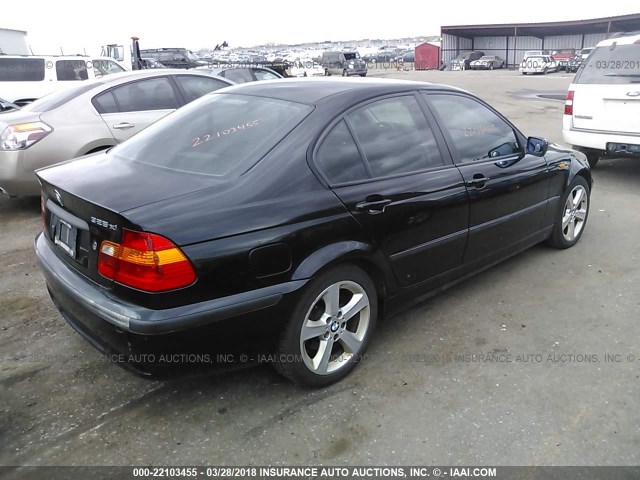 WBAEU33445PR20445 - 2005 BMW 325 XI BLACK photo 4