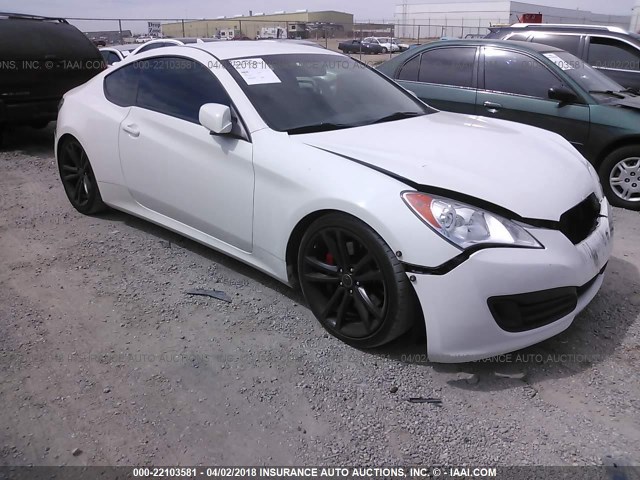 KMHHT6KD9BU061805 - 2011 HYUNDAI GENESIS COUPE 2.0T WHITE photo 1