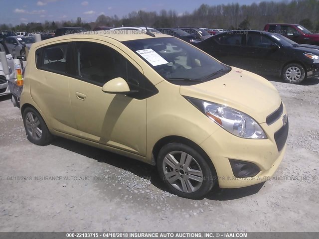 KL8CD6S99EC575843 - 2014 CHEVROLET SPARK 1LT YELLOW photo 1