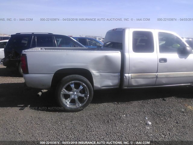 2GCEC19T541151135 - 2004 CHEVROLET SILVERADO C1500 SILVER photo 6