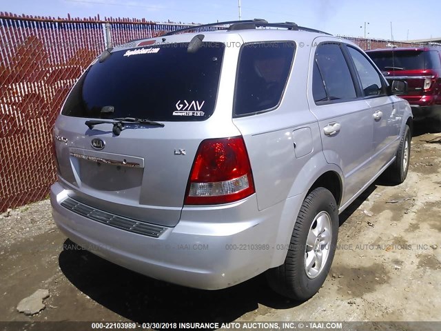 KNDJD733565571440 - 2006 KIA SORENTO EX/LX SILVER photo 4