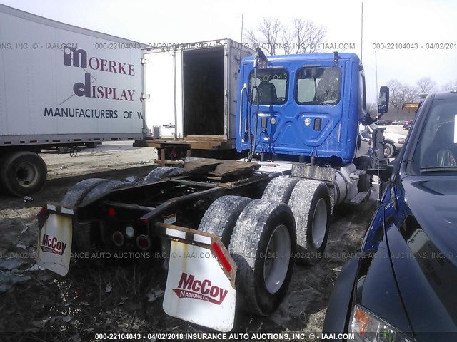 3AKJGEDV0FSGR9978 - 2015 FREIGHTLINER CASCADIA 125  BLUE photo 4