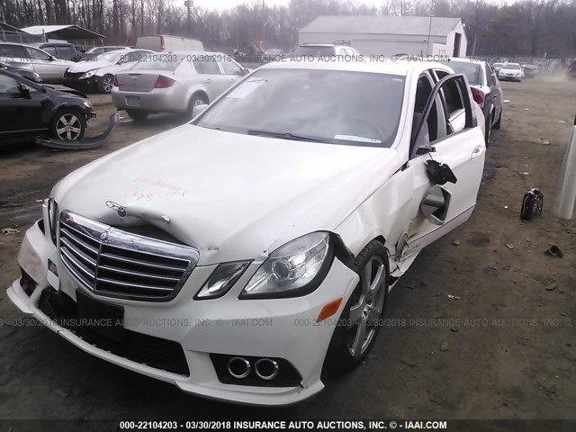 WDDHF8HB4AA259680 - 2010 MERCEDES-BENZ E 350 4MATIC WHITE photo 2