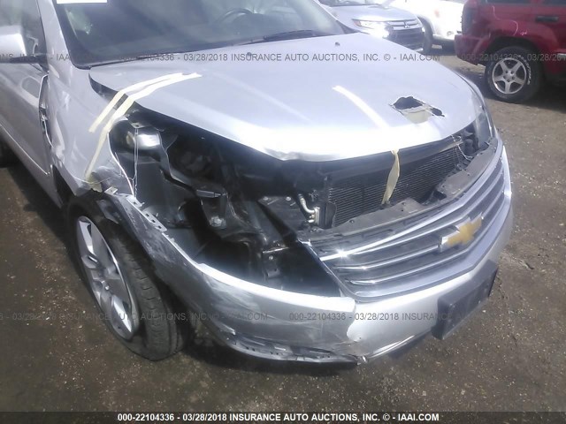 1GNKVJKD0EJ244031 - 2014 CHEVROLET TRAVERSE LTZ SILVER photo 6