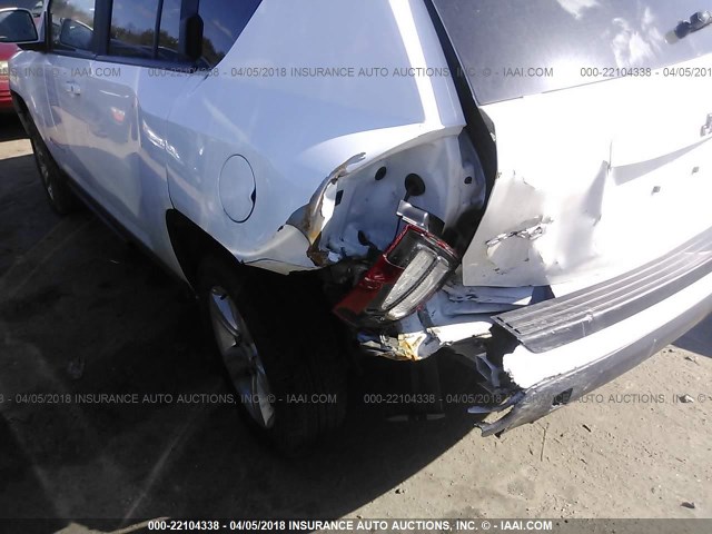 1C4NJDEB0GD616580 - 2016 JEEP COMPASS LATITUDE 白色 照片 6