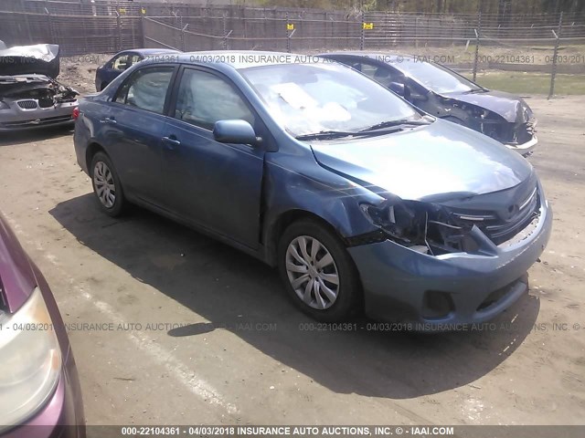 5YFBU4EE8DP101565 - 2013 TOYOTA COROLLA S/LE BLUE photo 1