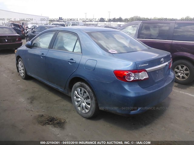 5YFBU4EE8DP101565 - 2013 TOYOTA COROLLA S/LE BLUE photo 3