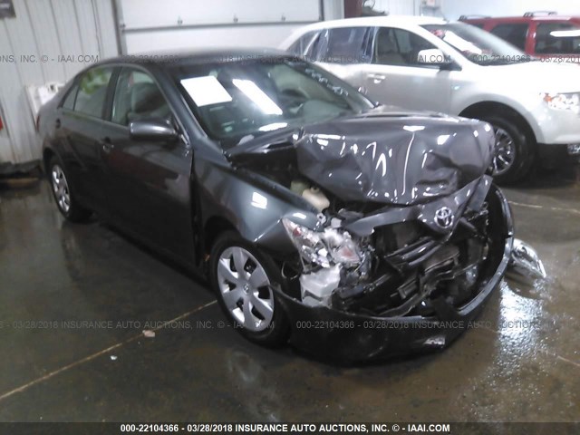 4T4BE46KX9R125279 - 2009 TOYOTA CAMRY SE/LE/XLE GRAY photo 1