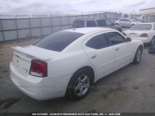 2B3CA3CV8AH191801 - 2010 DODGE CHARGER SXT WHITE photo 4