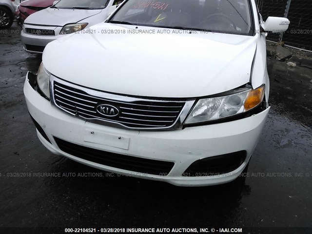 KNAGE228695364726 - 2009 KIA OPTIMA LX/EX WHITE photo 6