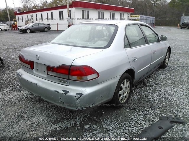 1HGCG66882A058042 - 2002 HONDA ACCORD EX/SE SILVER photo 4