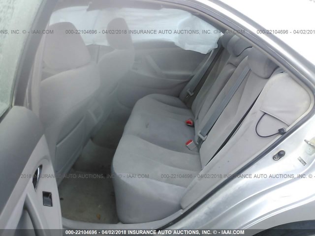 4T1BE46K97U141576 - 2007 TOYOTA CAMRY NEW GENERAT CE/LE/XLE/SE SILVER photo 8