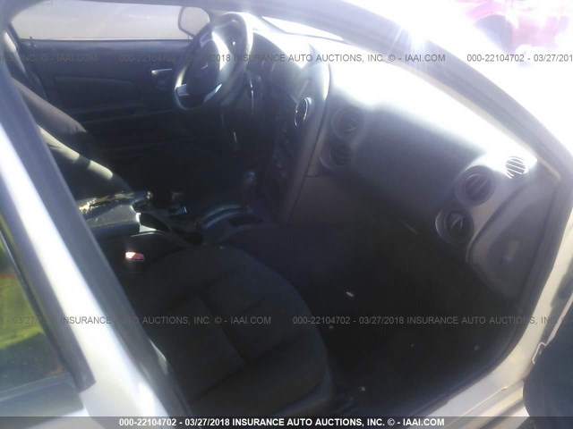 2G2WP552171122382 - 2007 PONTIAC GRAND PRIX WHITE photo 5