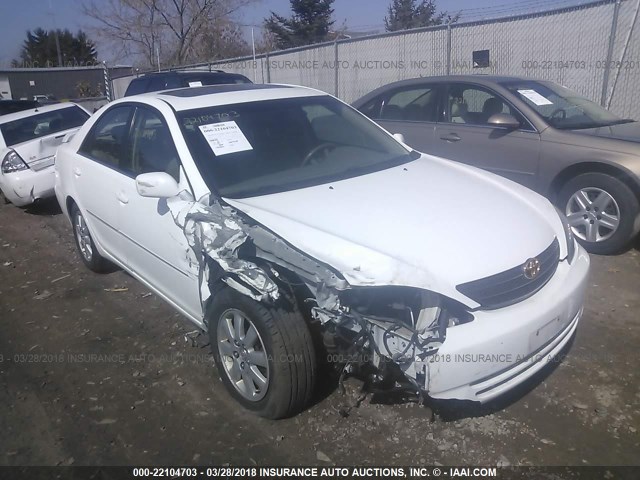 4T1BE30K42U113437 - 2002 TOYOTA CAMRY LE/XLE/SE WHITE photo 1