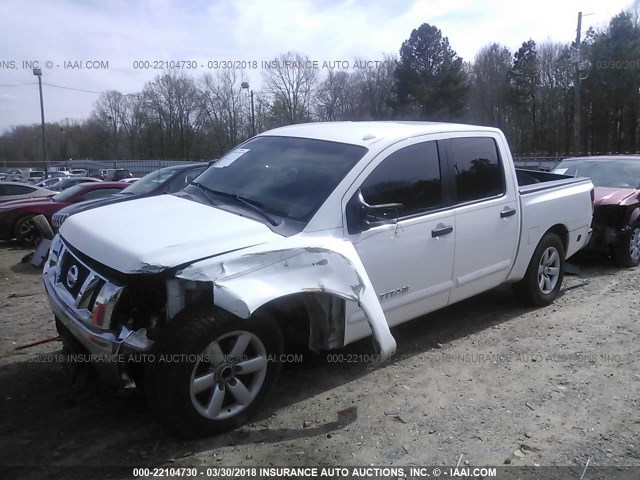 1N6AA07C98N337215 - 2008 NISSAN TITAN XE/SE/LE/PRO-4X WHITE photo 2