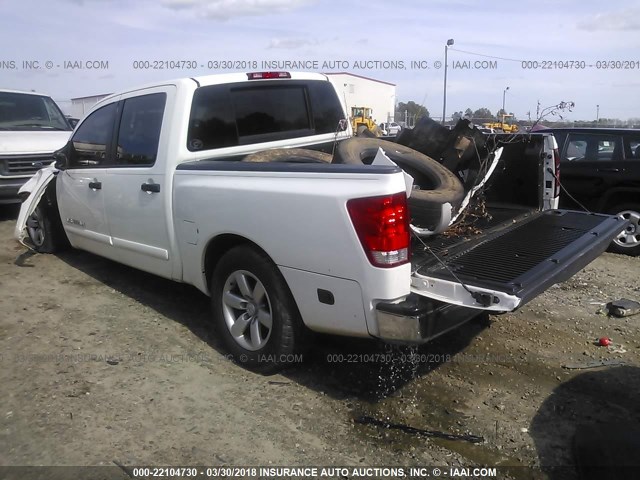 1N6AA07C98N337215 - 2008 NISSAN TITAN XE/SE/LE/PRO-4X WHITE photo 3