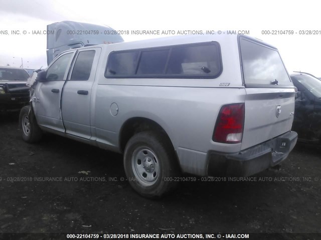 1C6RR7FG2HS528446 - 2017 RAM 1500 ST SILVER photo 3