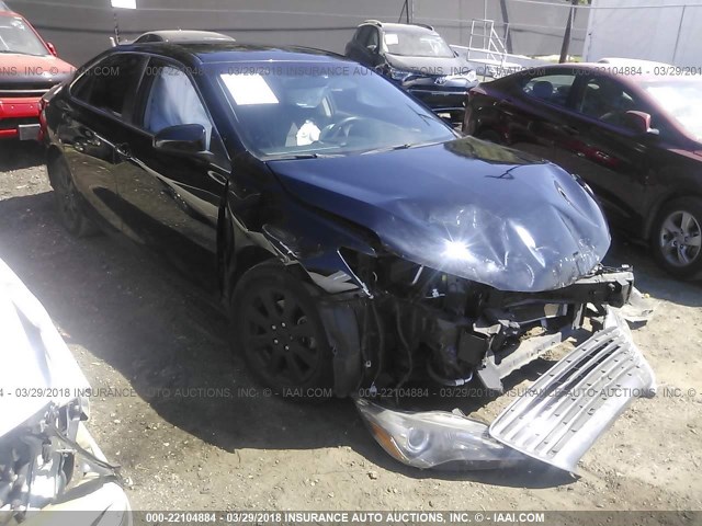 4T1BF1FK6FU109467 - 2015 TOYOTA CAMRY LE/XLE/SE/XSE Schwarz Foto 1