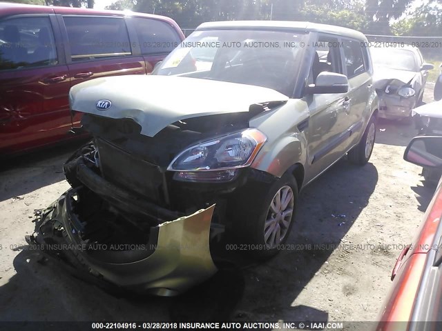 KNDJT2A62D7546998 - 2013 KIA SOUL +/!/SPORT GREEN photo 2