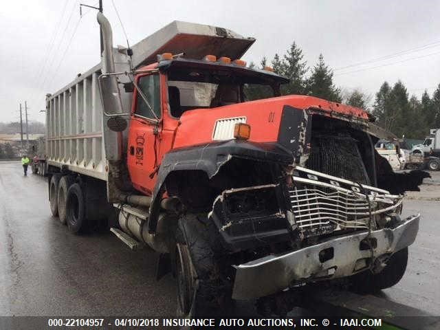 1FDZA90W3VVA20178 - 1997 FORD LTL9000 LTL9000 ORANGE photo 2