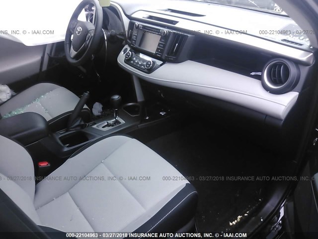 2T3WFREV6JW430873 - 2018 TOYOTA RAV4 ADVENTURE/XLE BLACK photo 5