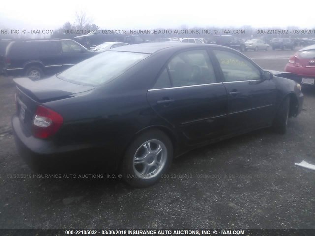 4T1BE32K33U183364 - 2003 TOYOTA CAMRY LE/XLE/SE შავი ფოტო 4