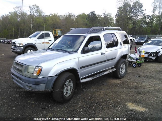 5N1ED28T7YC578414 - 2000 NISSAN XTERRA XE/SE SILVER photo 2