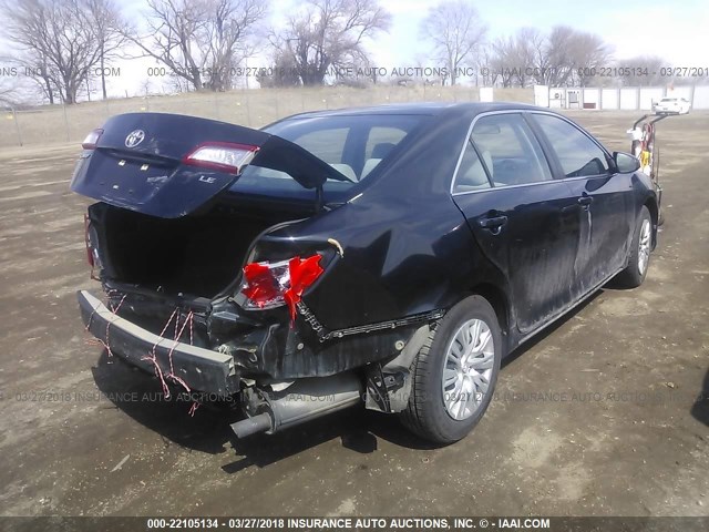 4T1BF1FK4CU099162 - 2012 TOYOTA CAMRY SE/LE/XLE BLACK photo 4