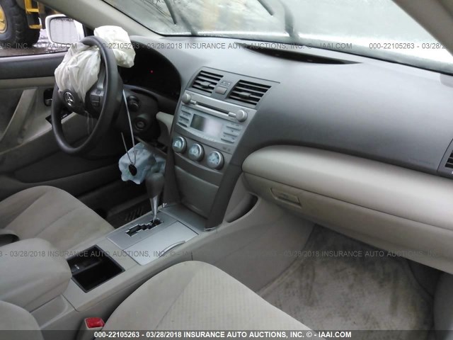 4T1BE46K57U507694 - 2007 TOYOTA CAMRY NEW GENERAT CE/LE/XLE/SE WHITE photo 5