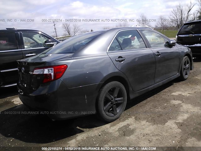 4T1BF1FKXEU742598 - 2014 TOYOTA CAMRY L/SE/LE/XLE 灰色 照片 4